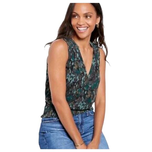 Evereve Jules Mesh Ruffle Hem Smocked Waist Sleeveless Wrap Top Green Multi MED - Picture 7 of 12